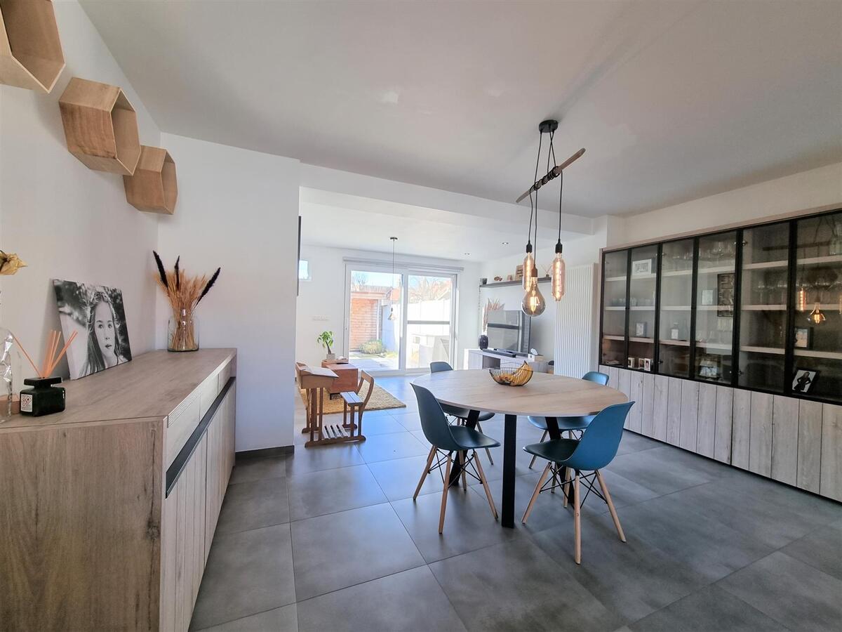 Zeer aangename, gerenoveerde woning - Zeebrugge 