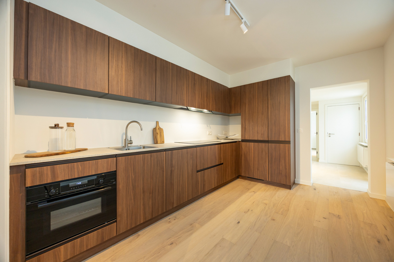 Gerenoveerde woning met 3 slpk en ruime tuin te Schilde! 