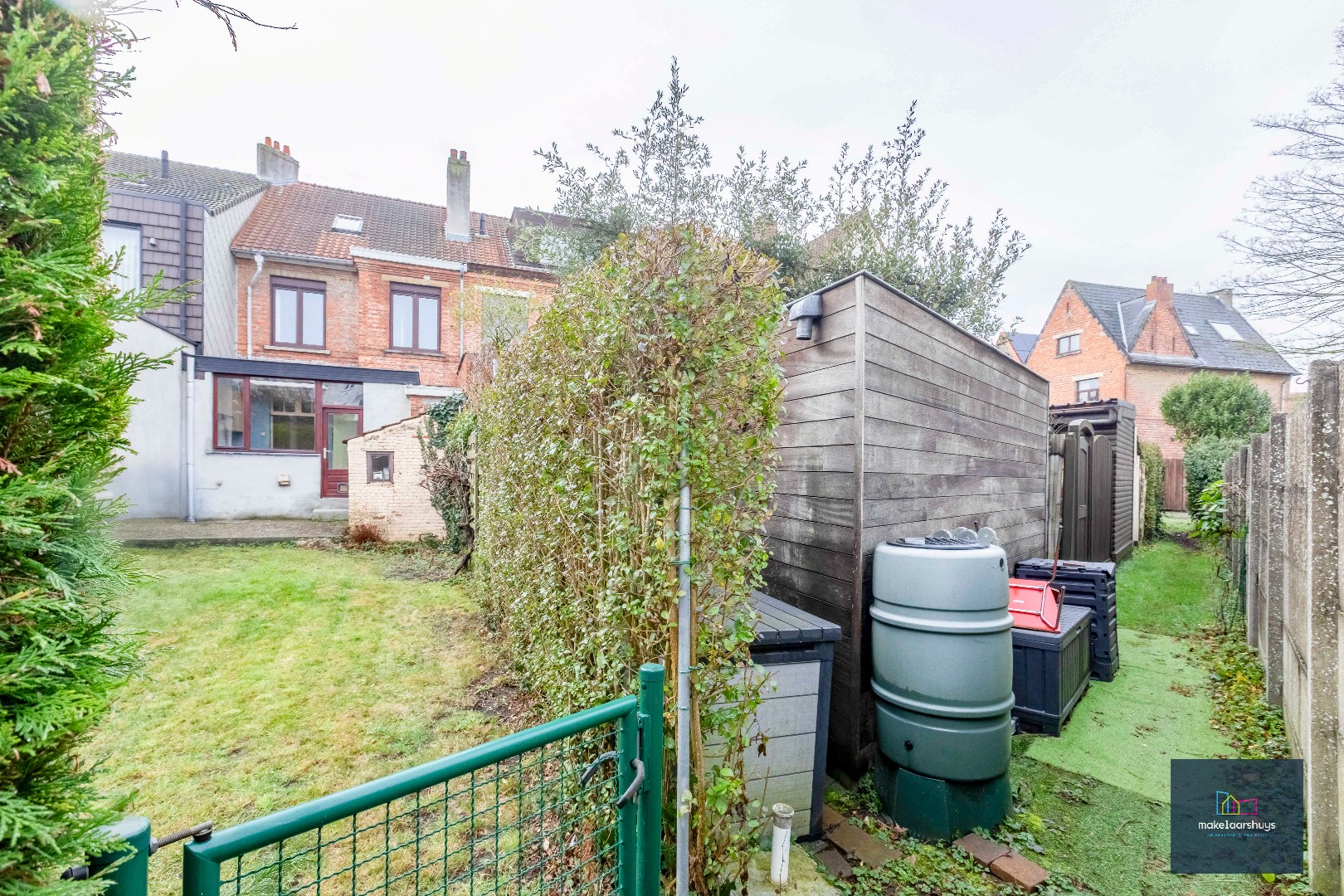 TOPLIGGING : te renoveren woning nabij Gent Sint-Pieters 