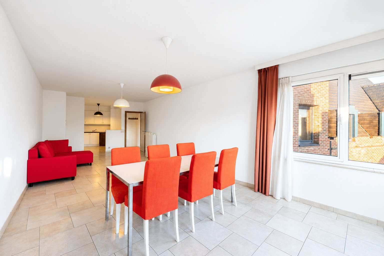 Twee-slaapkamerappartement aan het water 