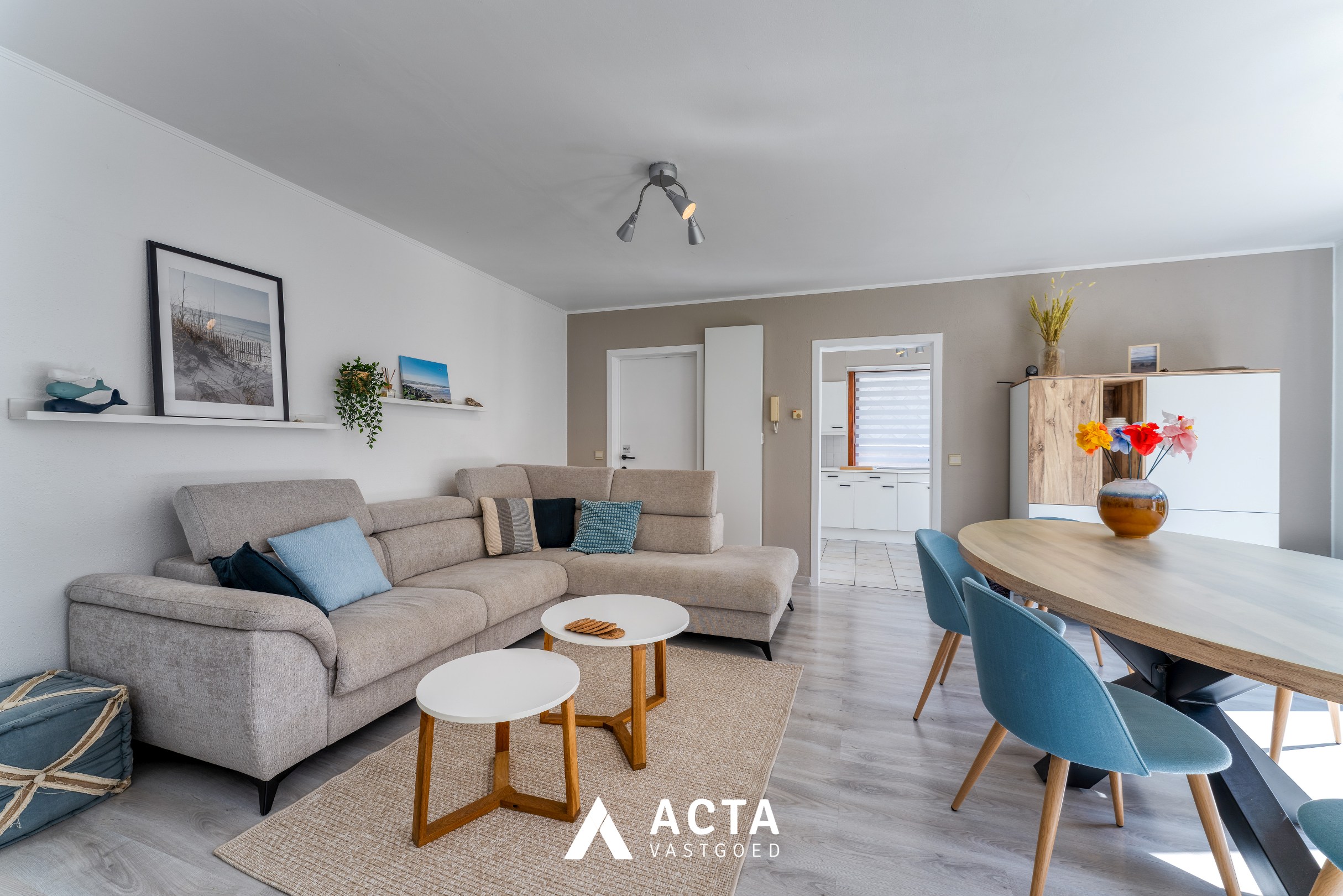 Gelijkvloers 3-slpk-appartement+tuin in Mariakerke 