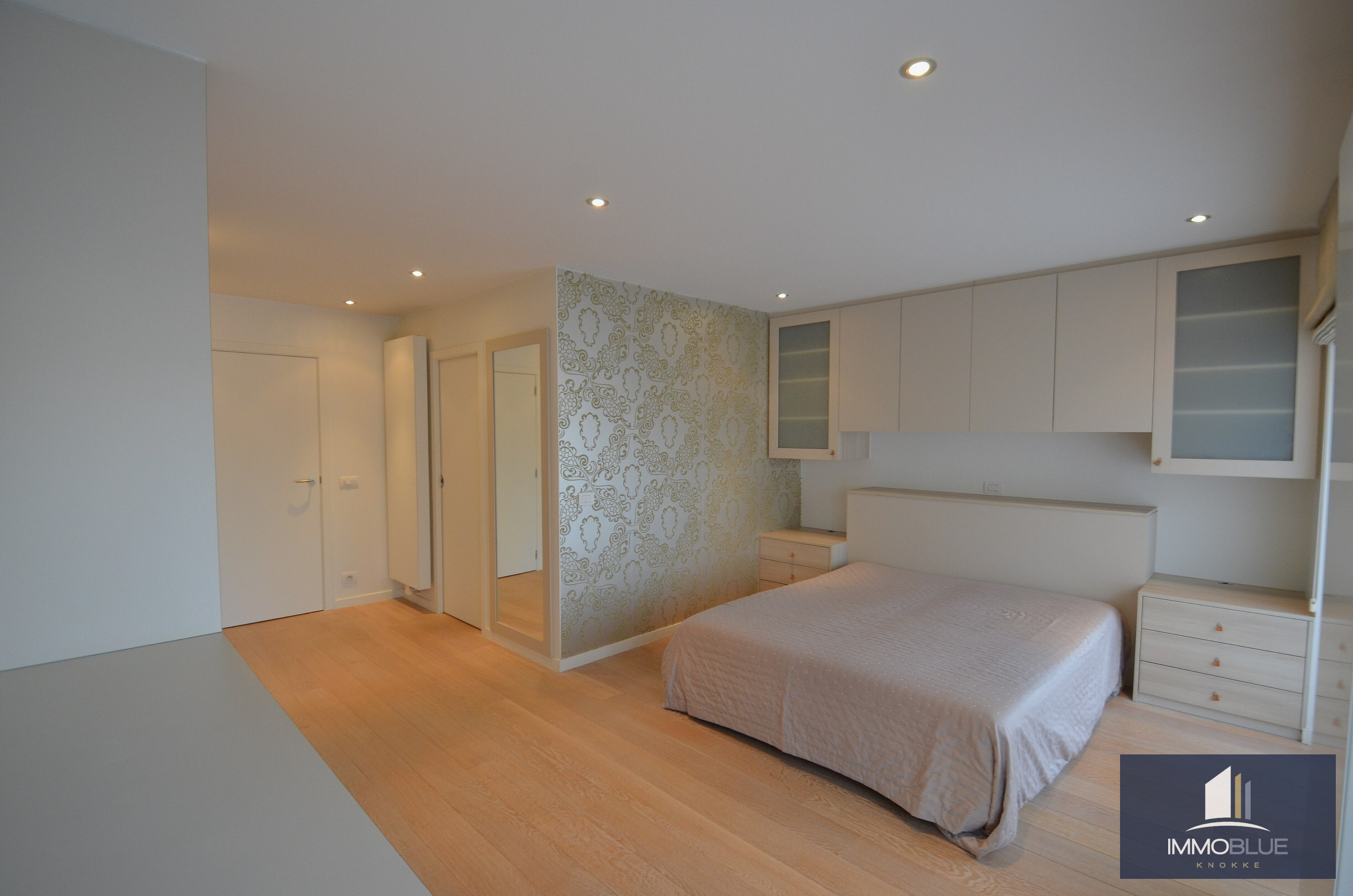 Offre exceptionnelle – Appartement particulièrement spacieux dans une résidence élégante. 