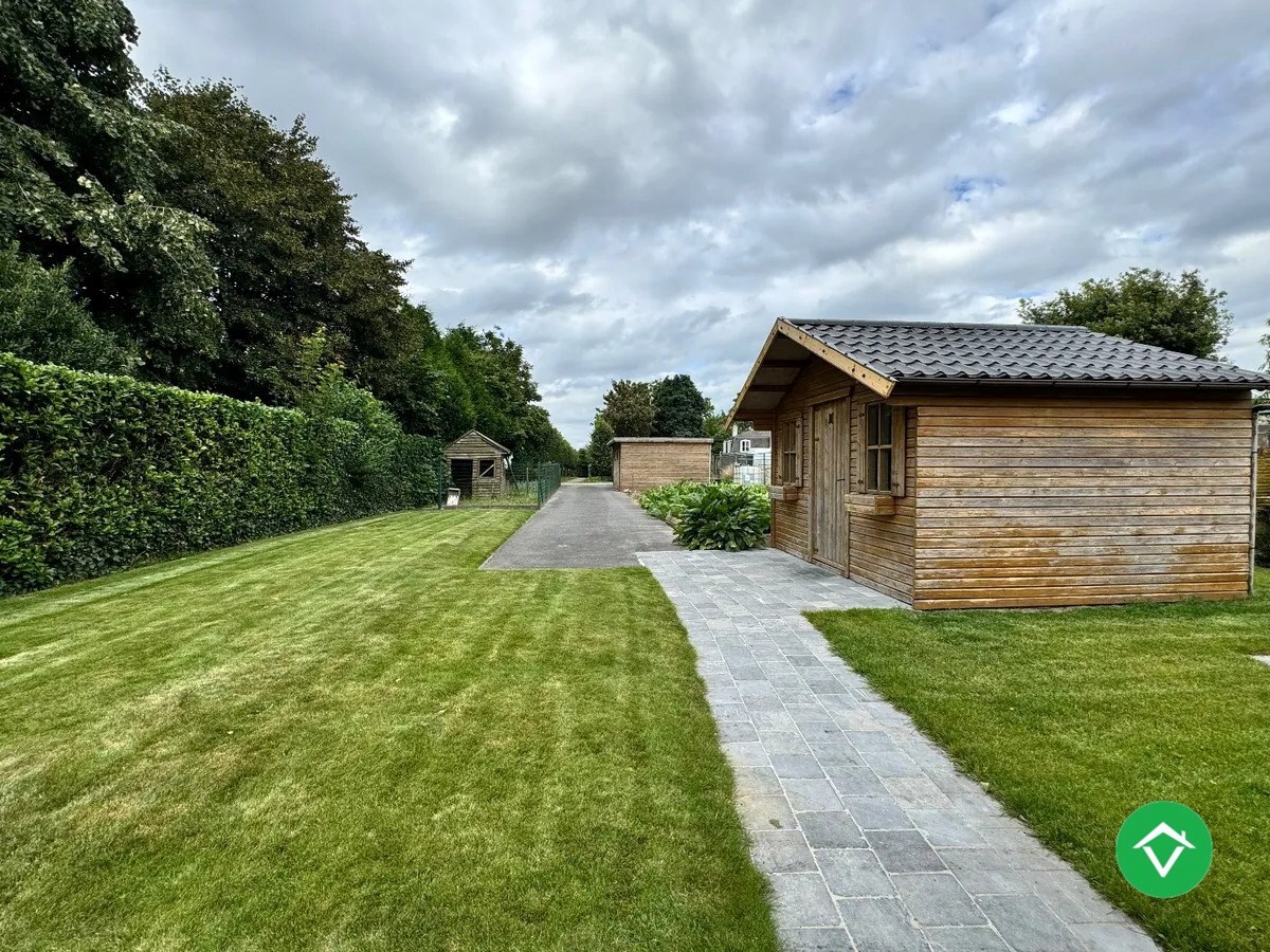 Alleenstaande woning met 3 slaapkamers en garage te Koekelare 