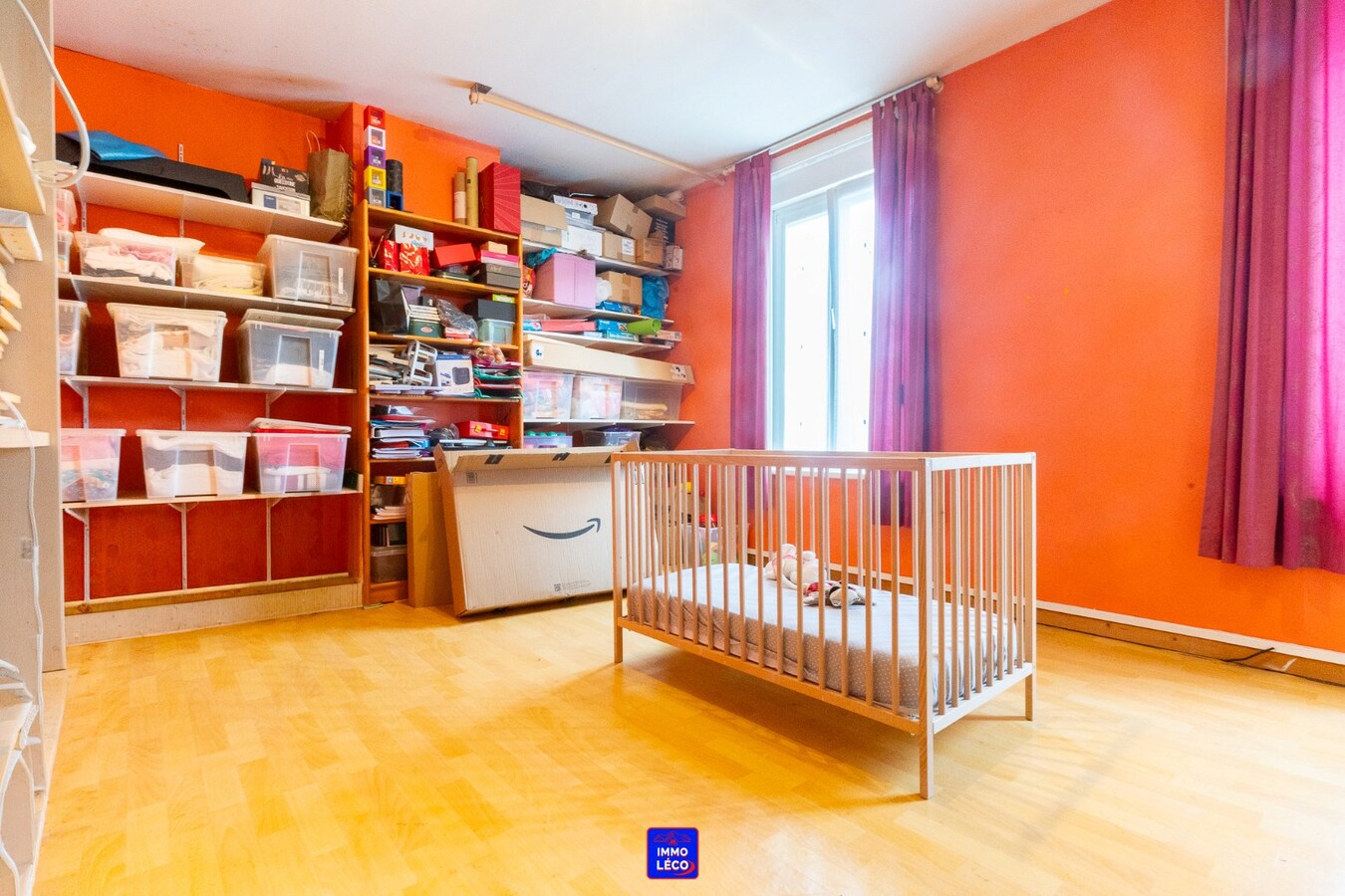 Maison d'habitation avec commerce, jardin, garage, EXCELLENT POTENTIEL !! 
