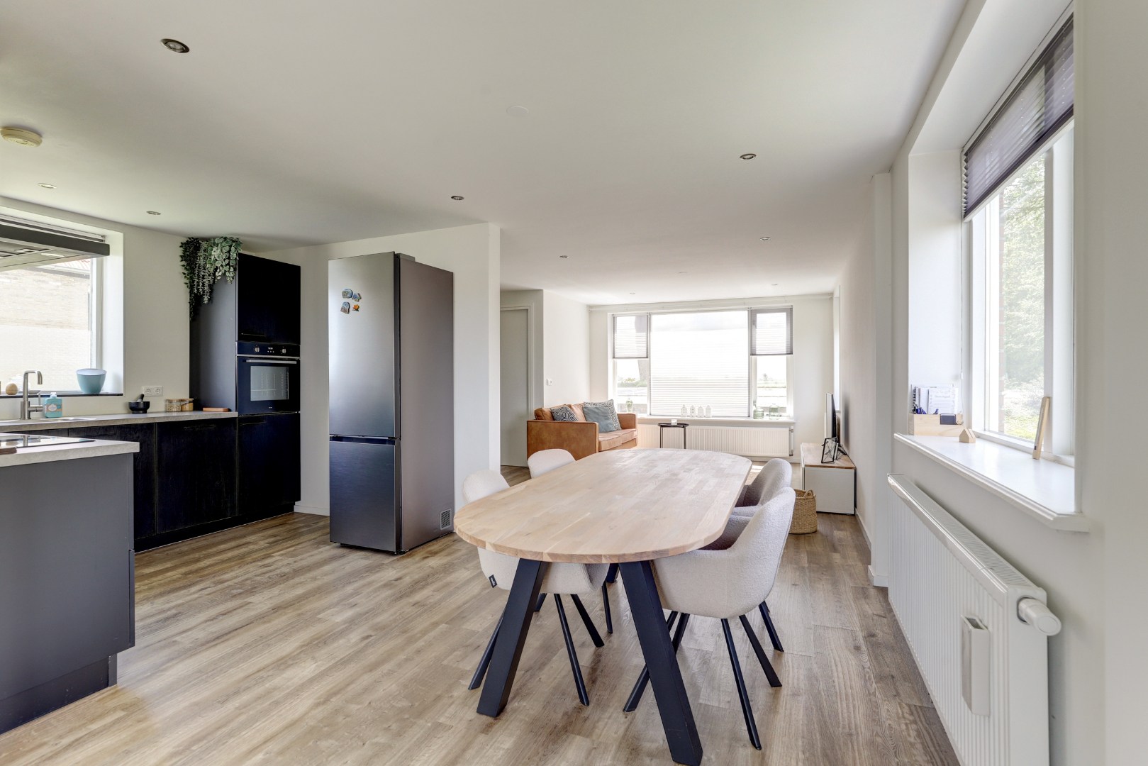 Dijkwoning te koop in St.-Annaparochie
