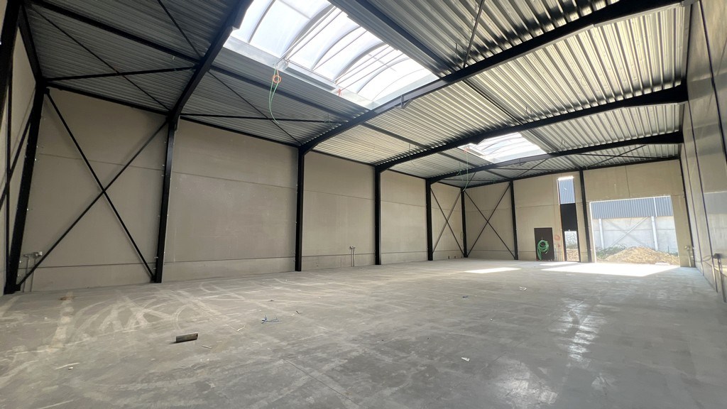 Nieuwbouw magazijn te huur in kmo-park Schipdonk in Deinze
