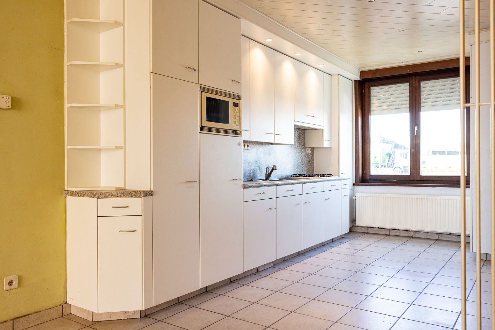 Woning op 598m² met tuin en 3 slpks te Eeklo 