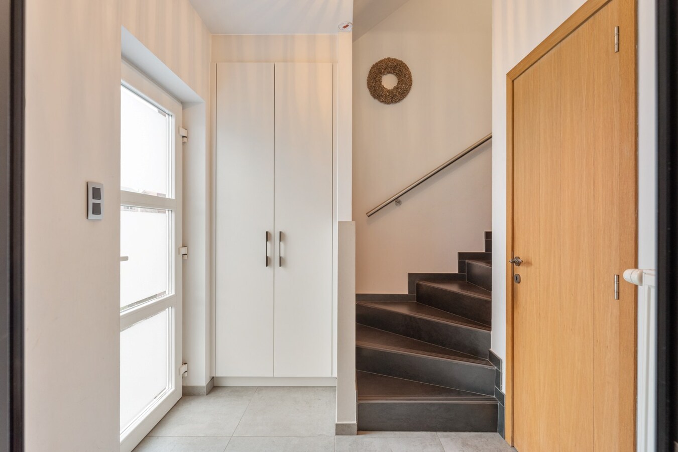 Recente, goed afgewerkte gezinswoning op een perceel van 5a15ca nabij het dorpscentrum van Opoeteren! 