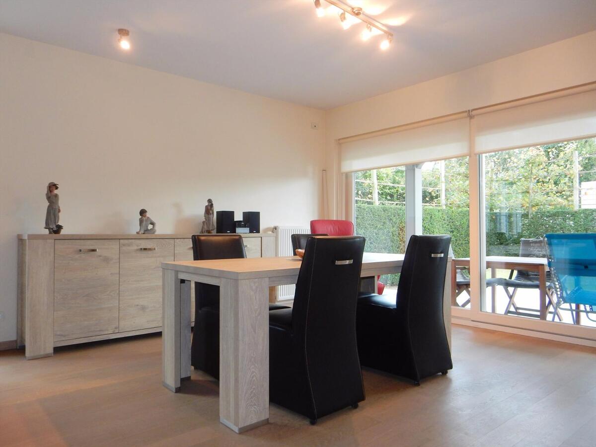 Gelijkvloers appartement met tuin 