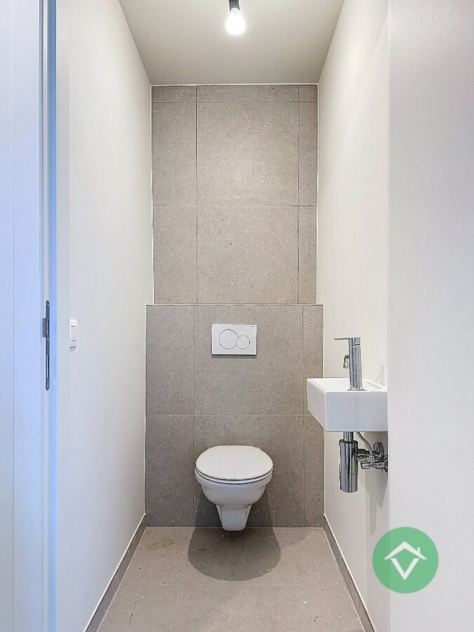 Uniek nieuwbouw appartement met 2 slaapkamers en veel zonlicht te Eernegem 