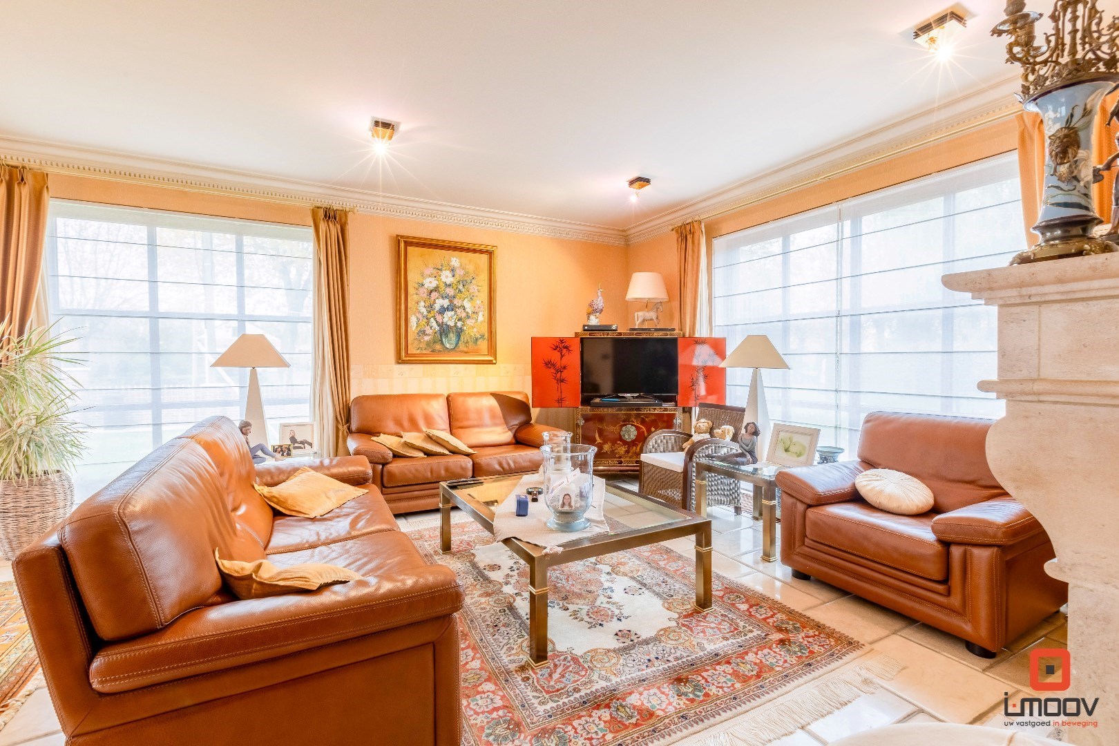 Open bebouwing met magazijn op een landelijke locatie! 