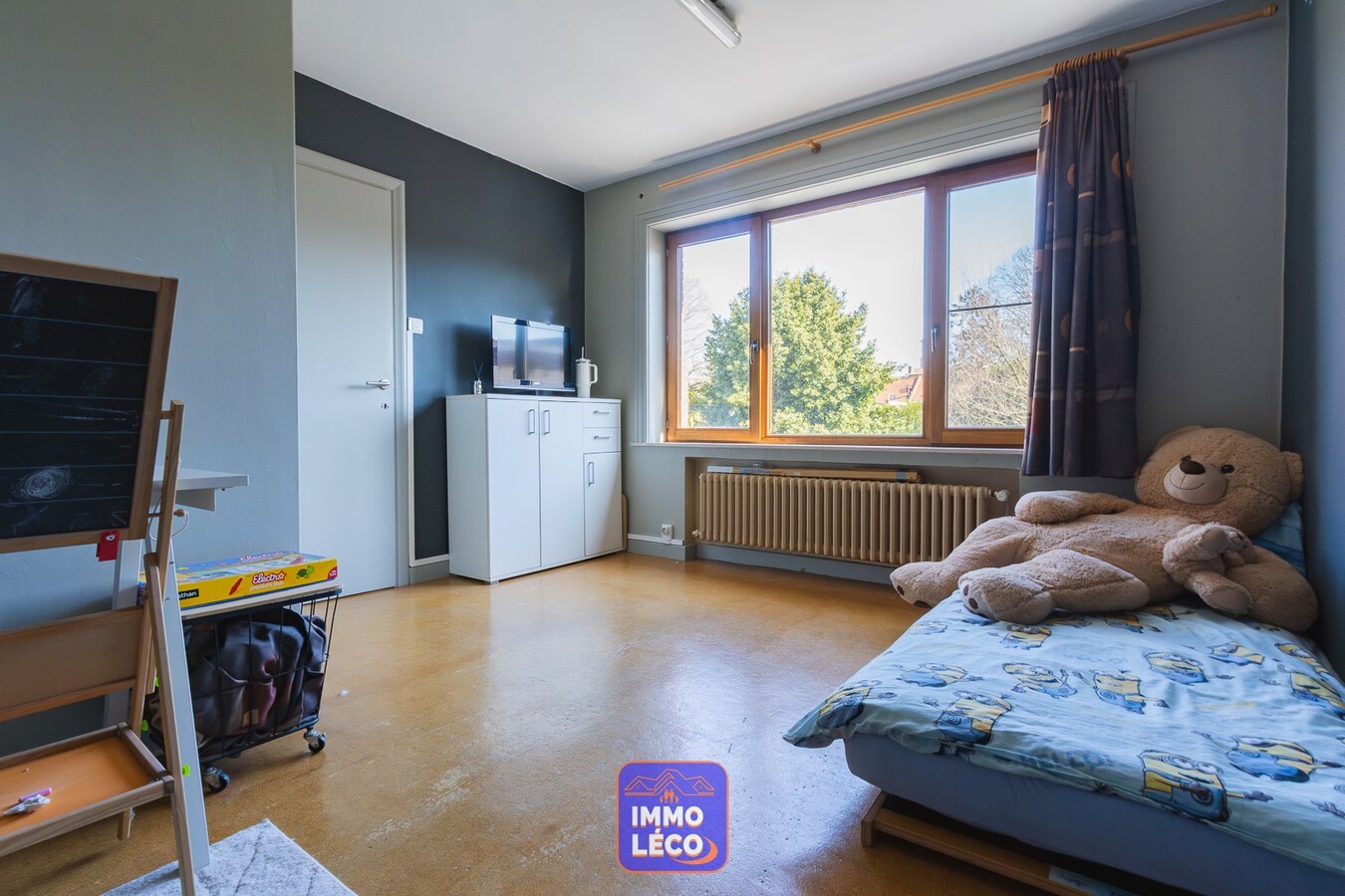 Maison avec garage et jardin, en plein centre-ville, 325m² de surface habitable ! COUP DE COEUR ! 