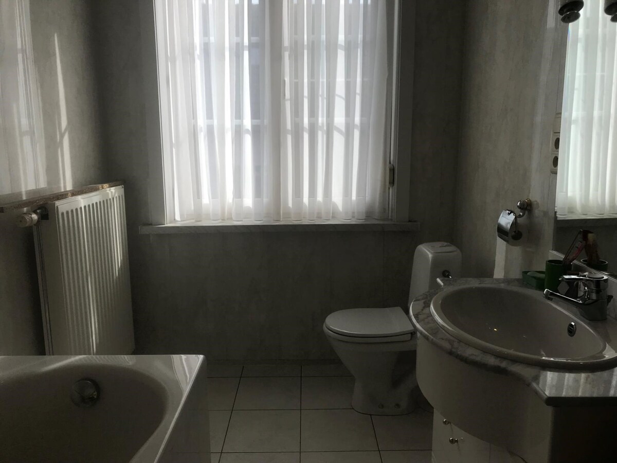 Ruime halfopen woning met 3 slaapkamers 