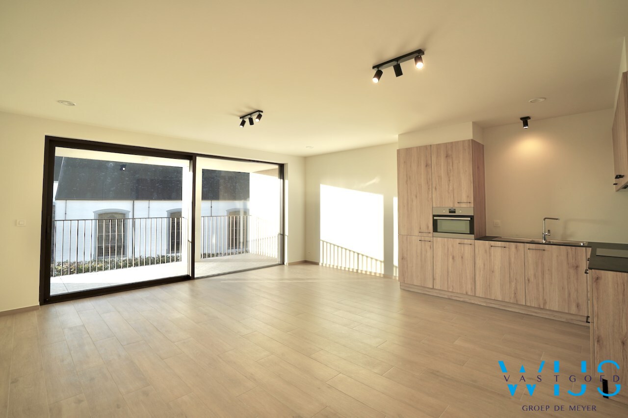 Nieuwbouw appartement in hartje Sleidinge ! 