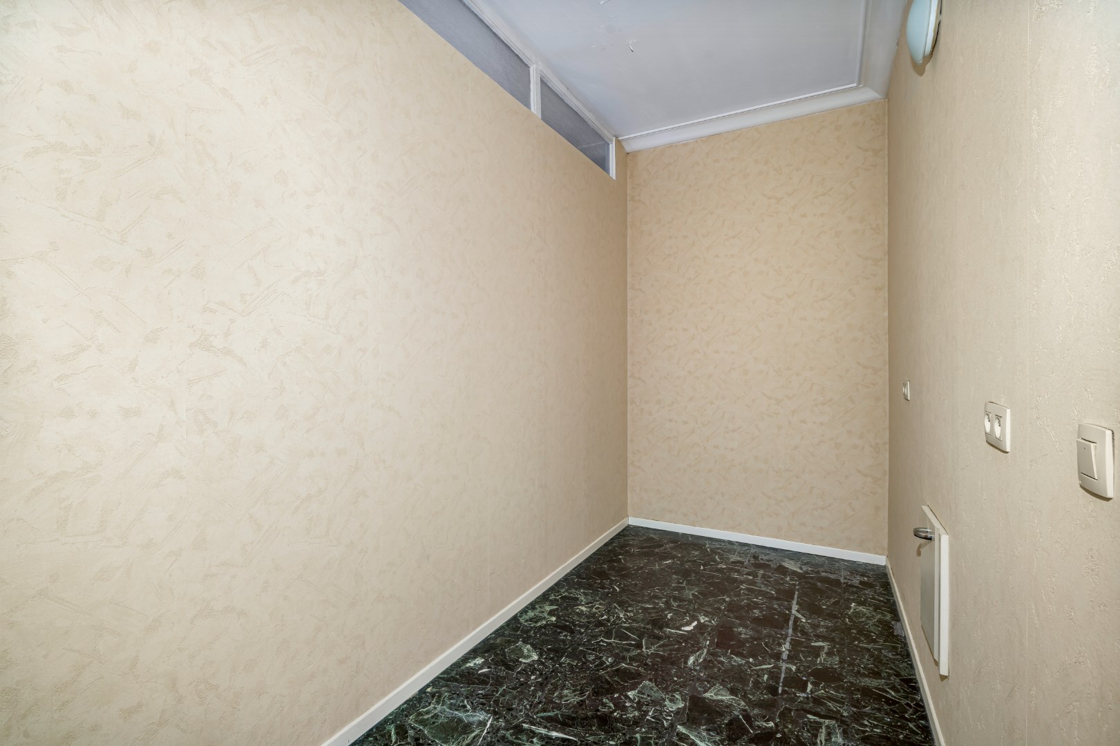 GOED GELEGEN 1 SLPK. APP. IN CENTRUM OOSTENDE 