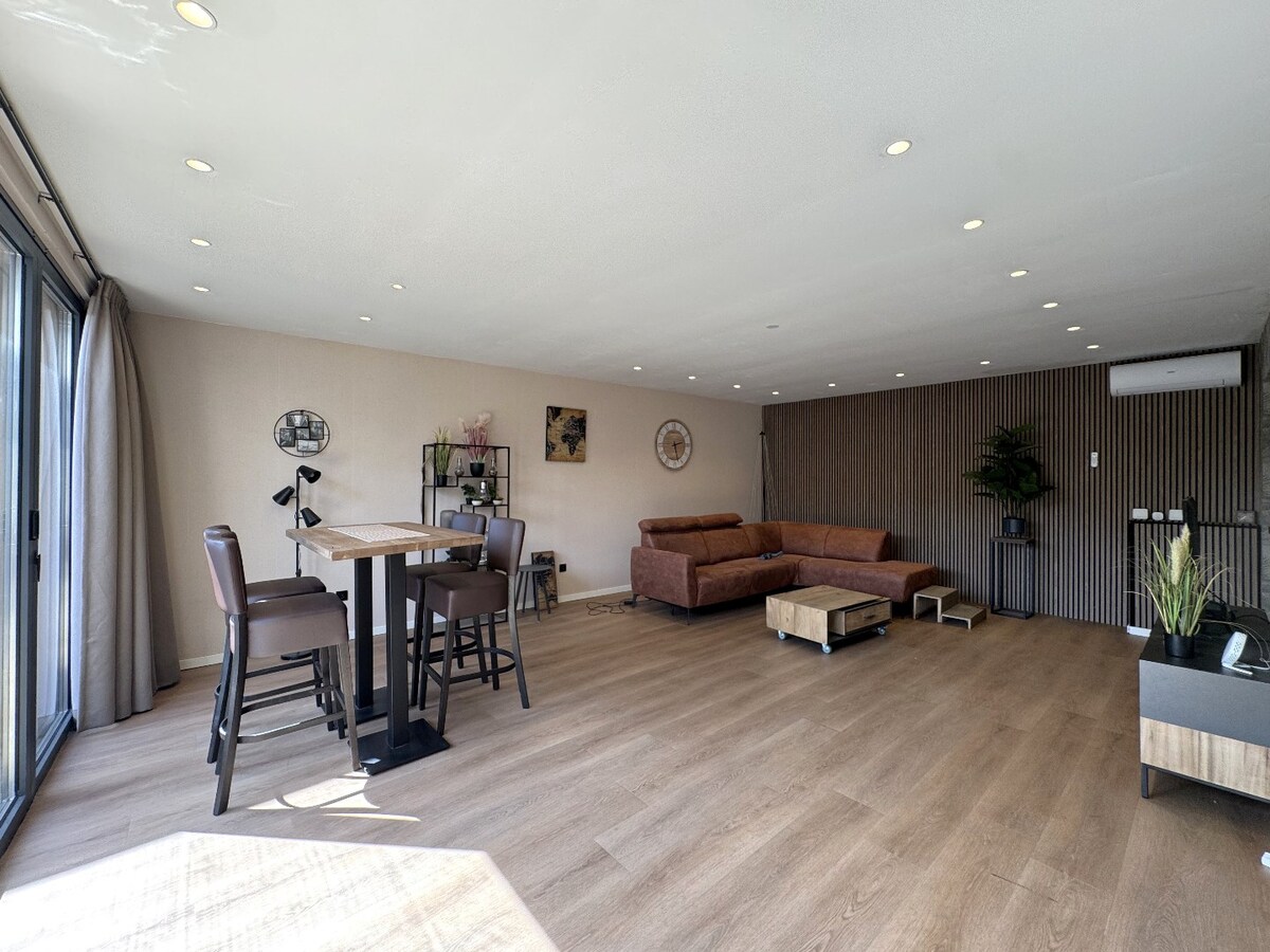 Betaalbaar en energiezuinig (A++) wonen met privétuin in Aardenburg. 