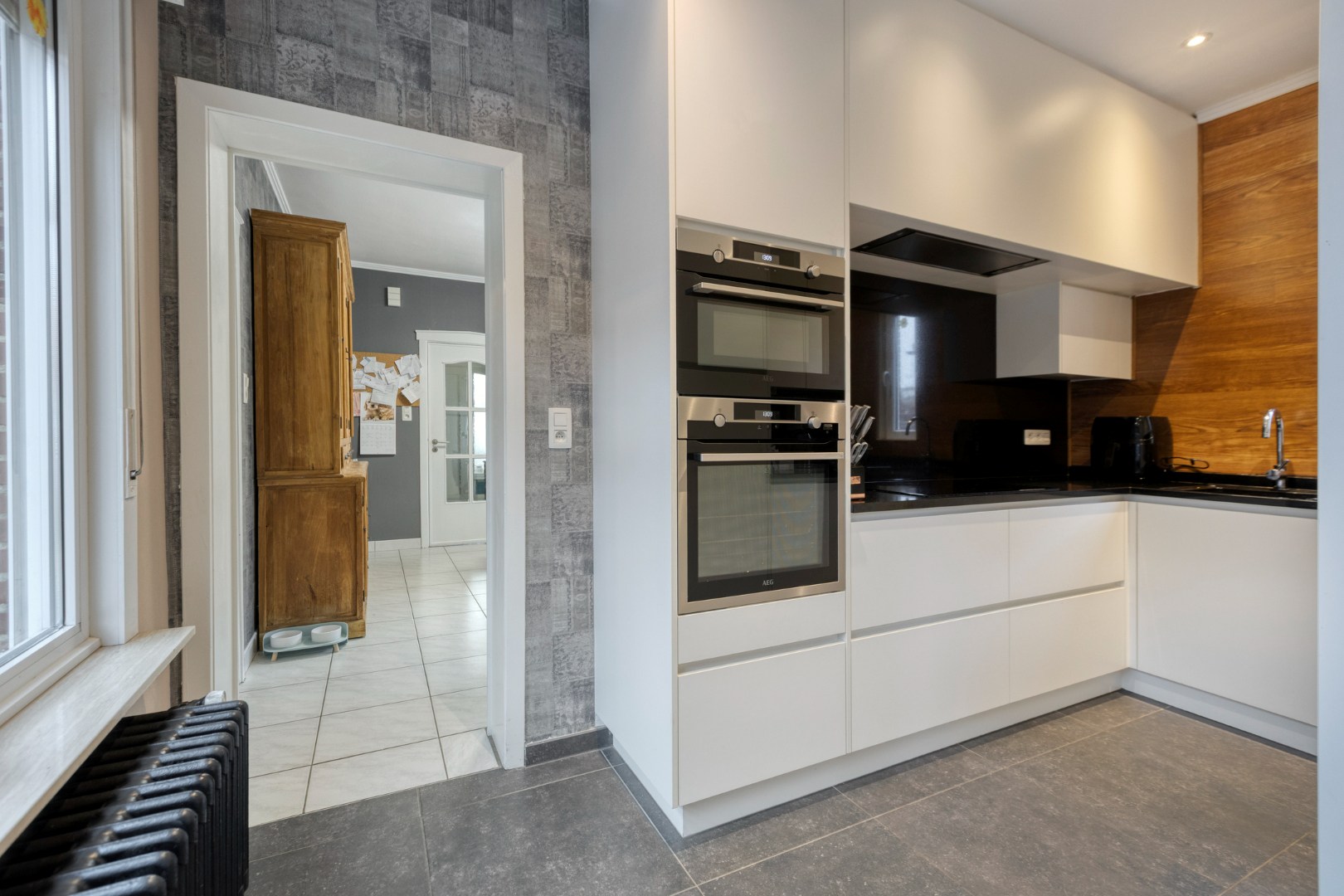 Instapklare gezinswoning met 4 slpk. in het centrum van Geel 