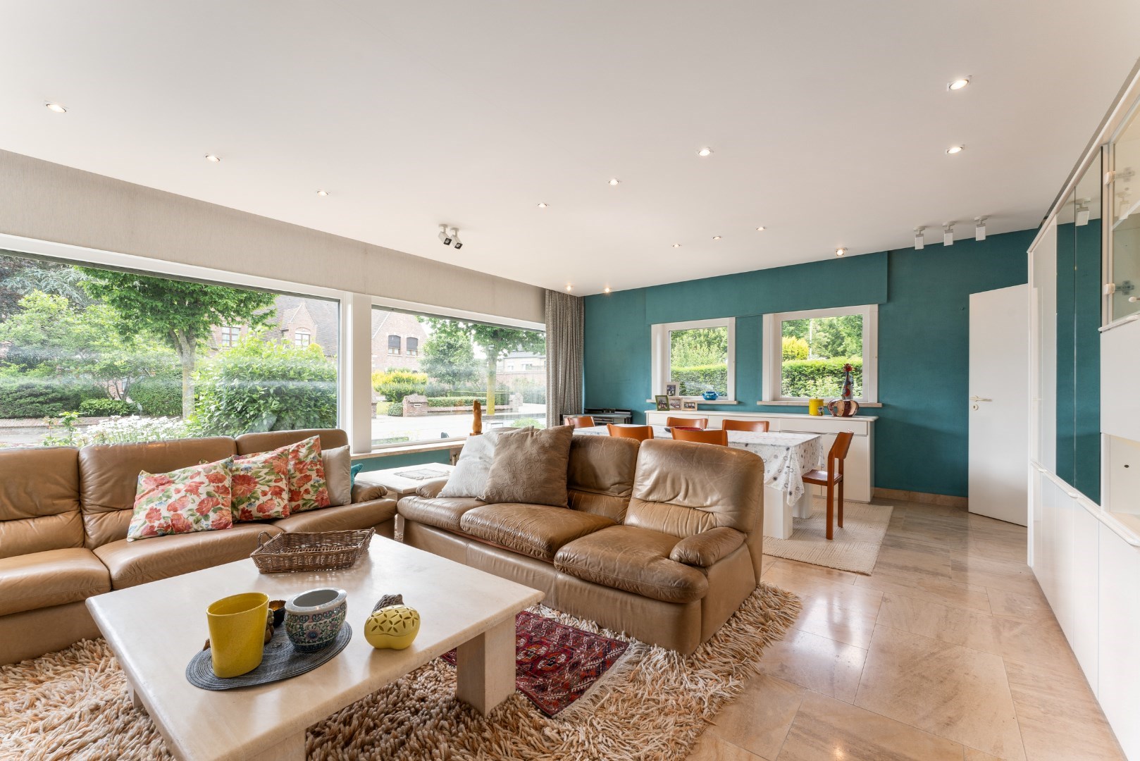 Centraal gelegen lichtrijke villa met 3 slpk, tuin en garage, Torhout 