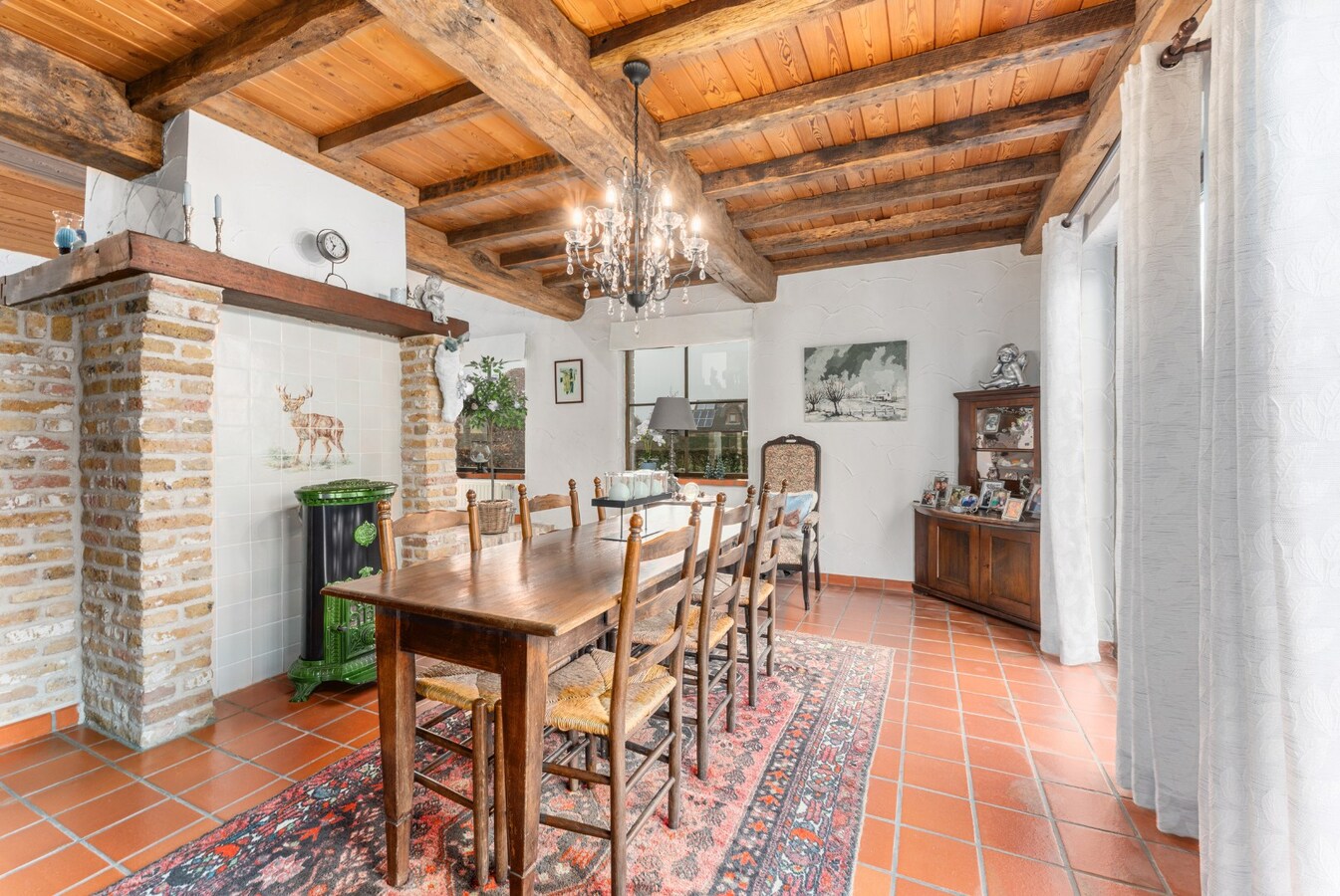 Charmante villa met open zicht in doodlopende straat te Sijsele 