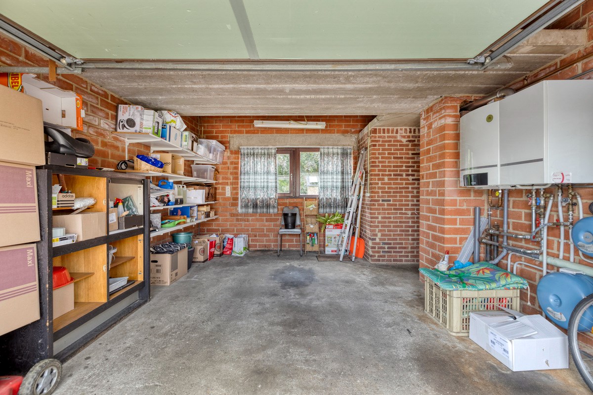 Ruime open bebouwing met zalige tuin in Tongeren-Borgloon 