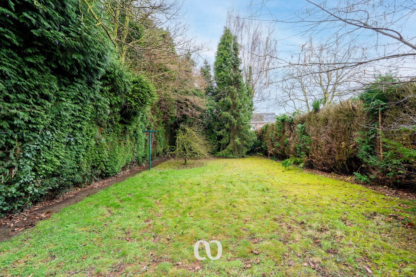 Stevige woning met prachtige tuin vlakbij centrum Oudenaarde 