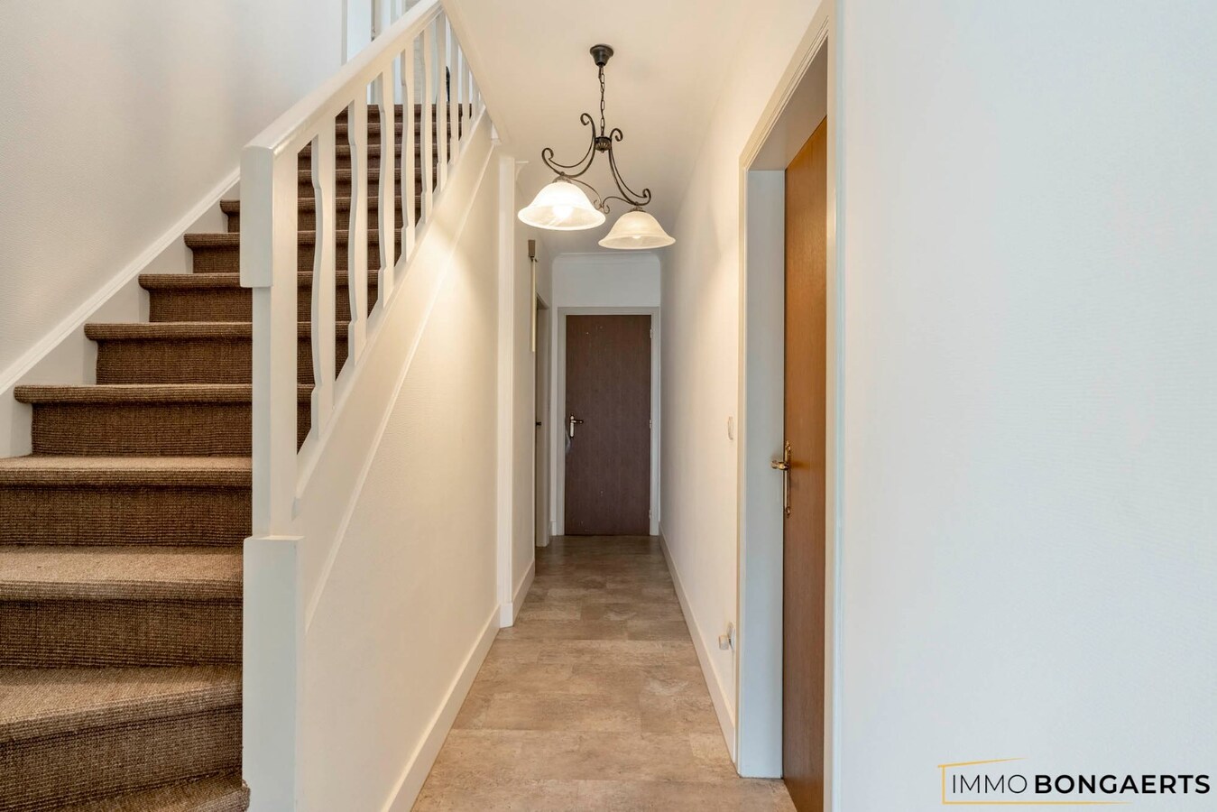 Ruime gezinswoning met 4 slaapkamers 