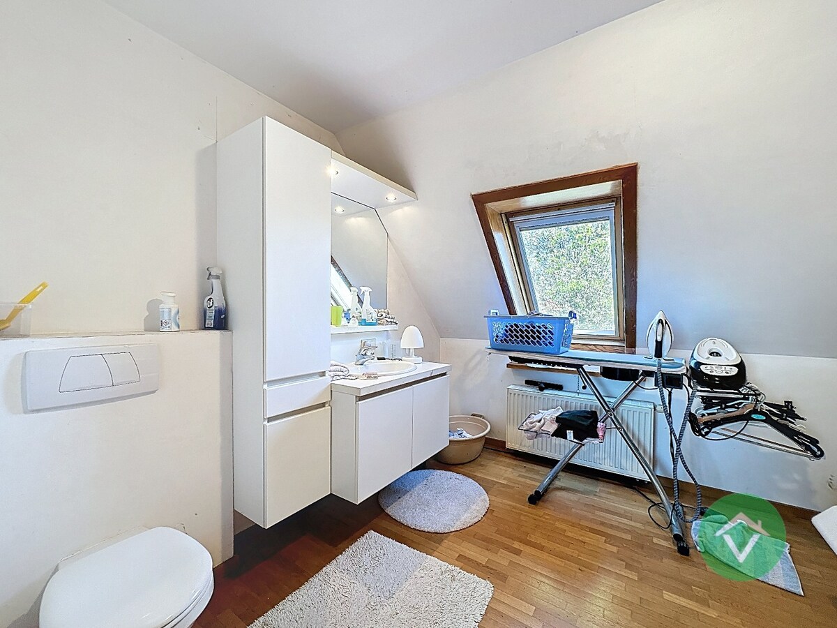 Ruime gezinswoning met dubbele garage in Koekelare 