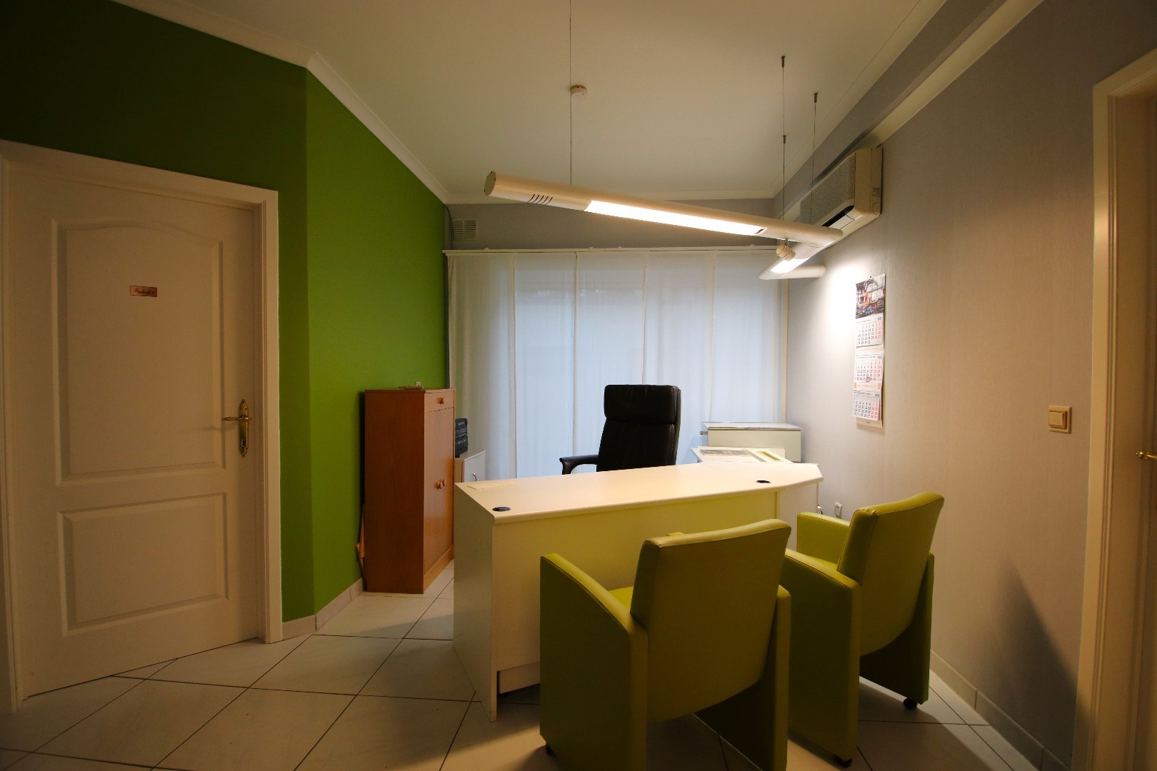 Goed gelegen handelsruimte te huur in Beringen! 