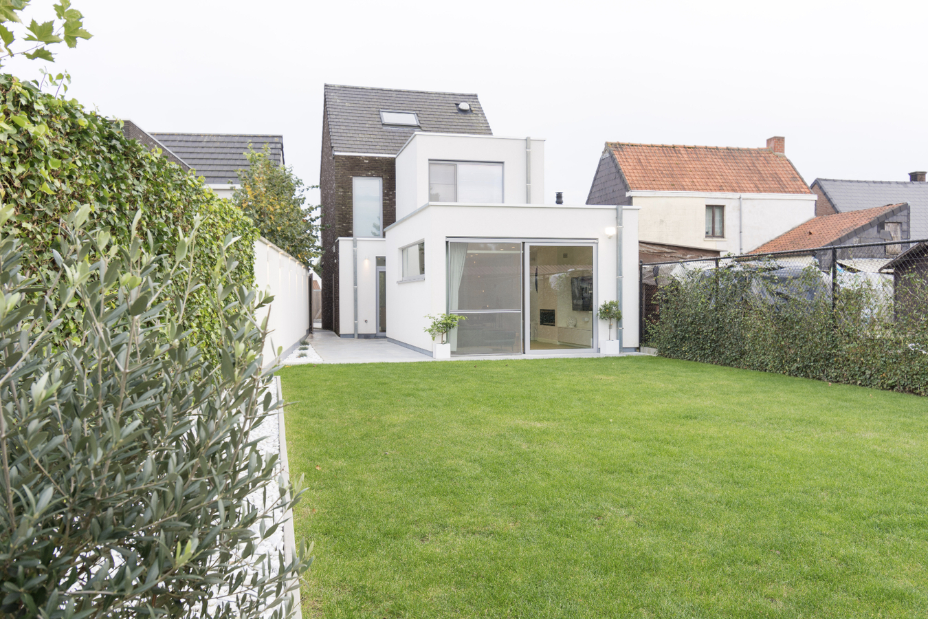 Instapklare moderne woning te Heusden 