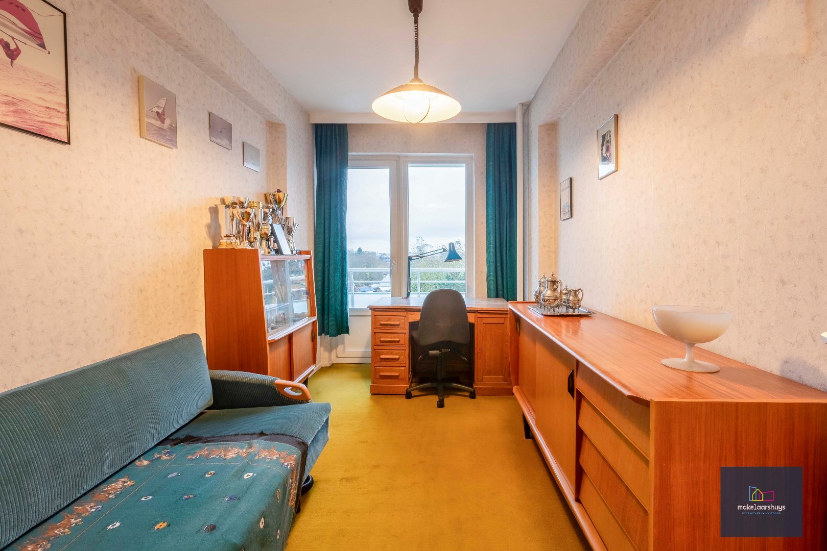 Mooi 3 slaapkamerappartement met parkeerplaats nabij Gent -Sint-Pieters 