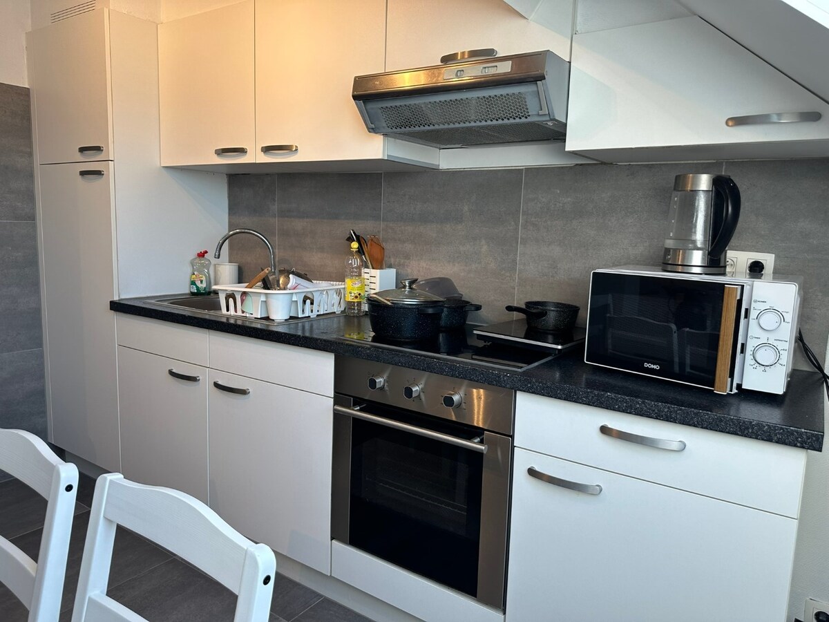 VERNIEUWD   appartement met 3 slaapkamers 