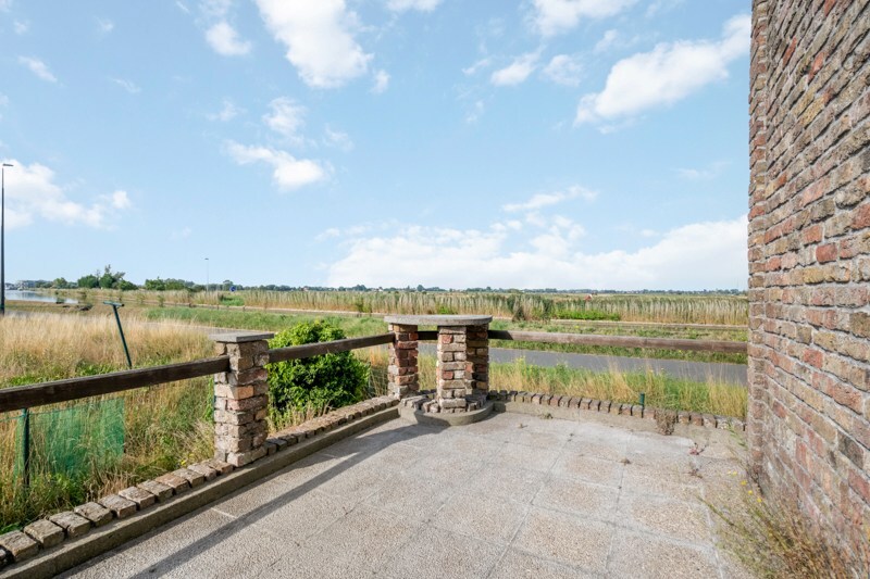 Te renoveren vrijstaande woning met prachtig uitzicht in natuurgebied 