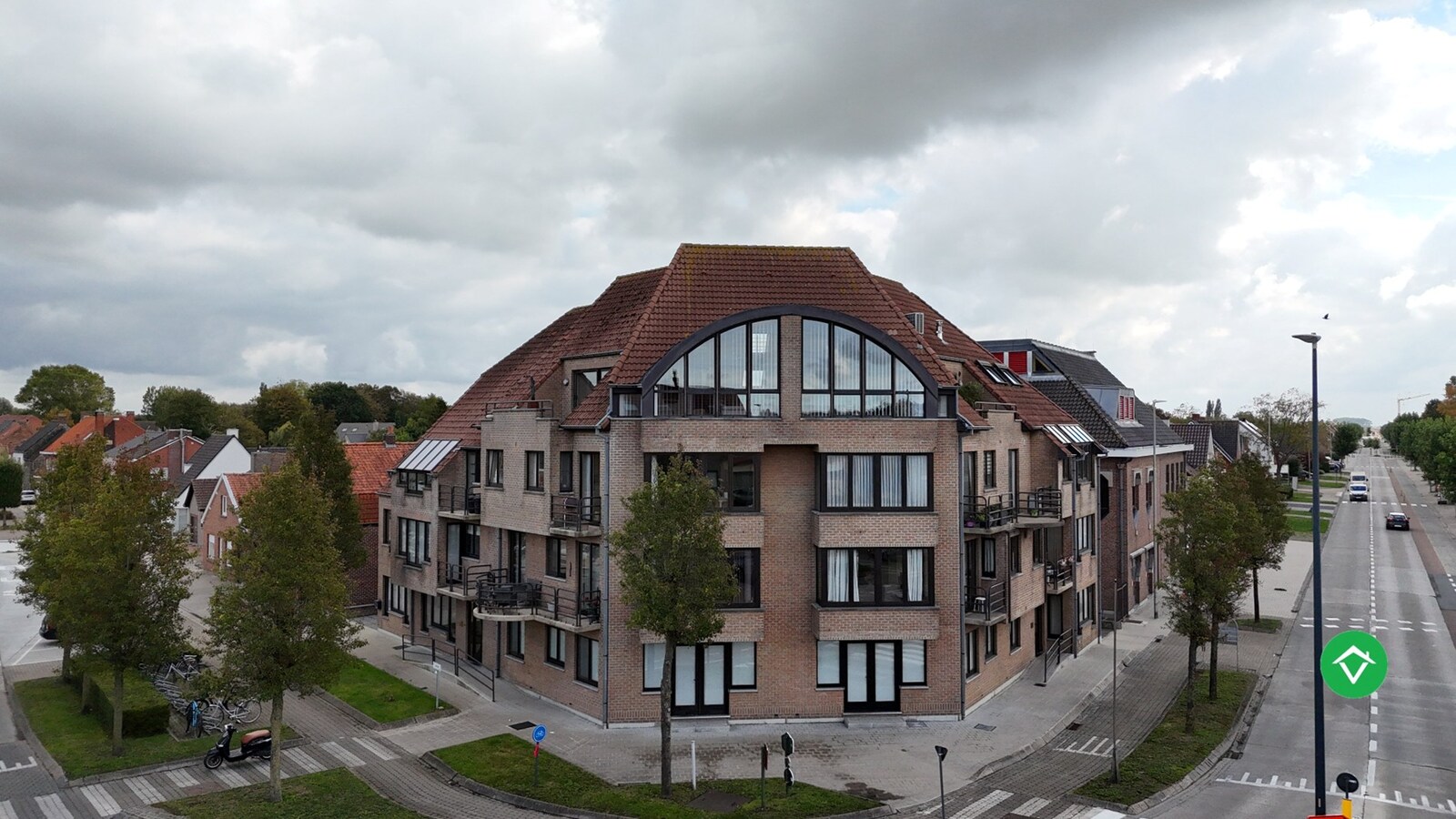Gelijkvloers appartement met 2 slaapkamers in hartje Koekelare 