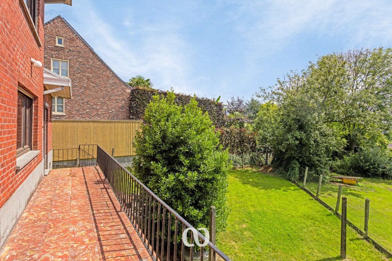 Te renoveren woning op sublieme locatie 