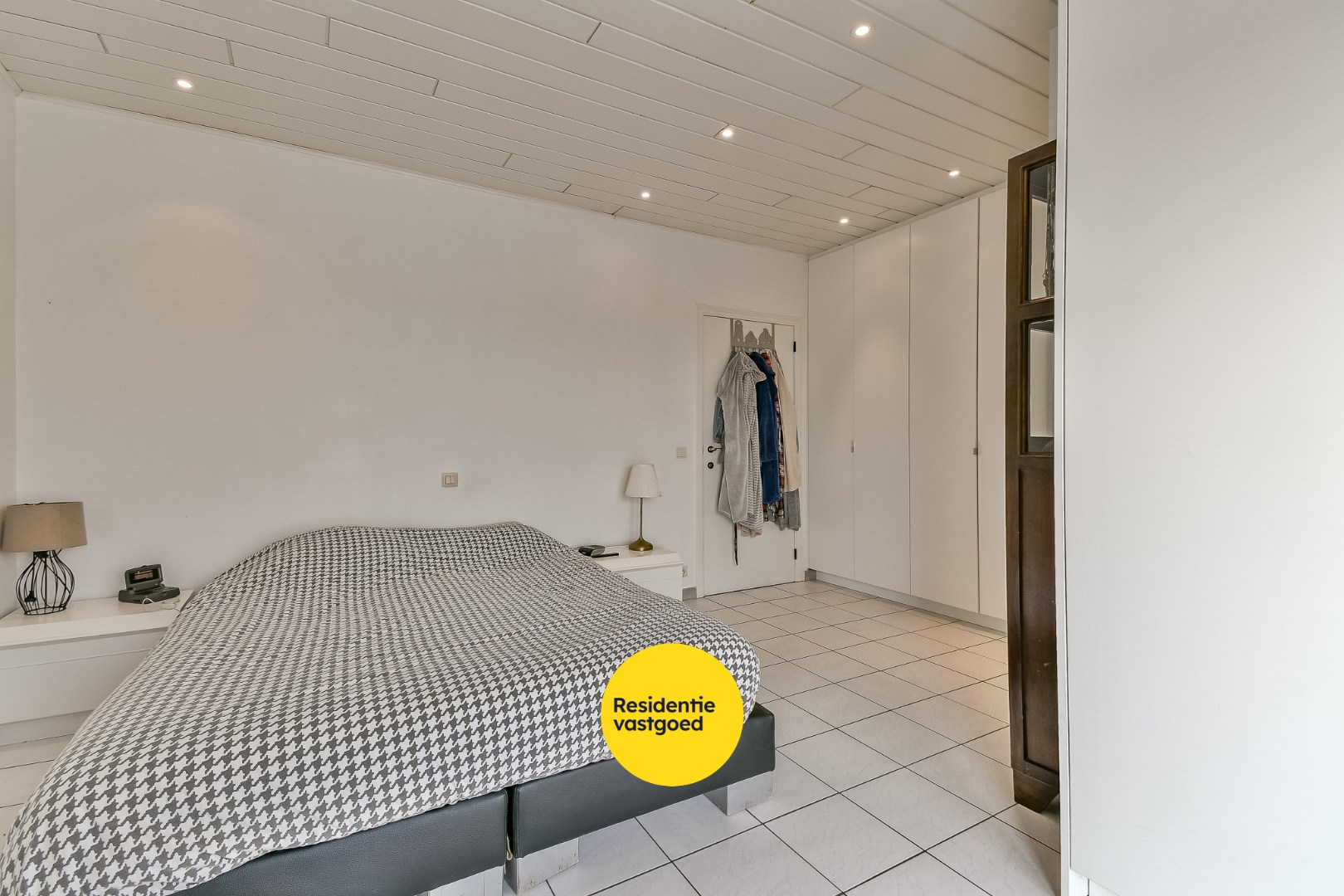 Ruim appartement met 3 slaapkamers in Westkerke! 