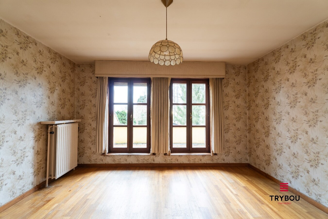 Ruime gezinswoning met grote tuin en centrale ligging 