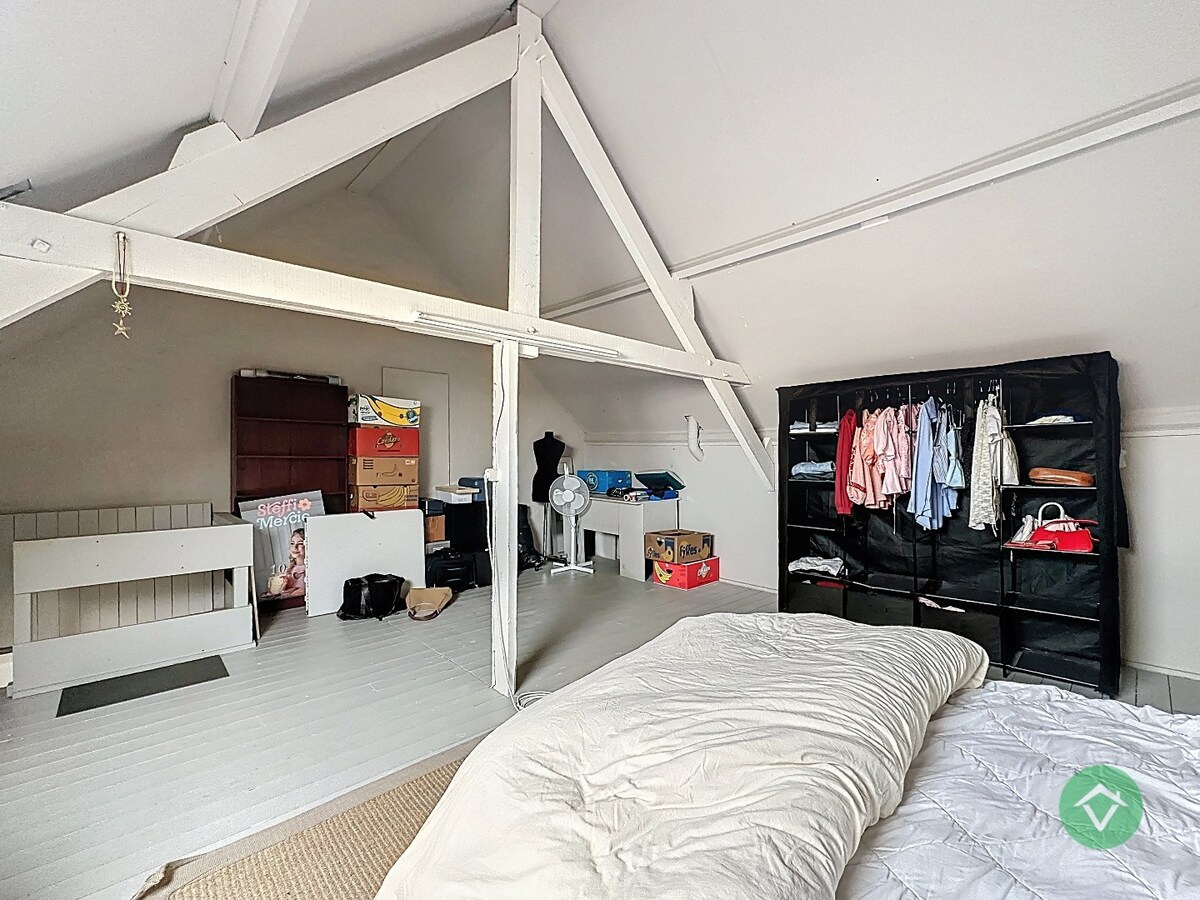 Gezinswoning met 3 slaapkamers en tuin op centrale ligging in Torhout 