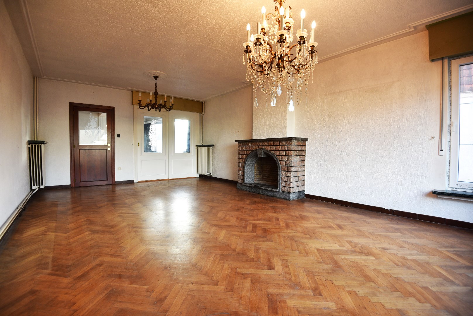 HOB met 3 slaapkamers, garage en tuin te Adegem 