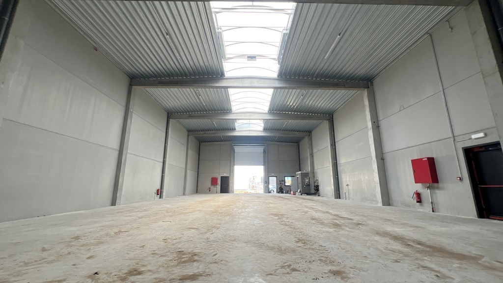 Nieuwbouw magazijnen te huur in Durmakker te Evergem