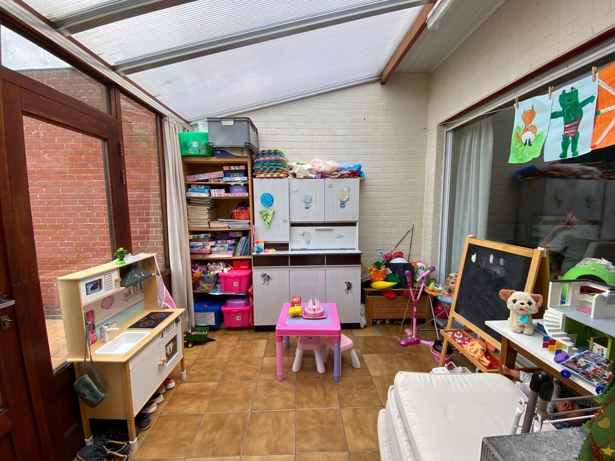 Ruime gezinswoning met 4 slaapkamers en tuin 