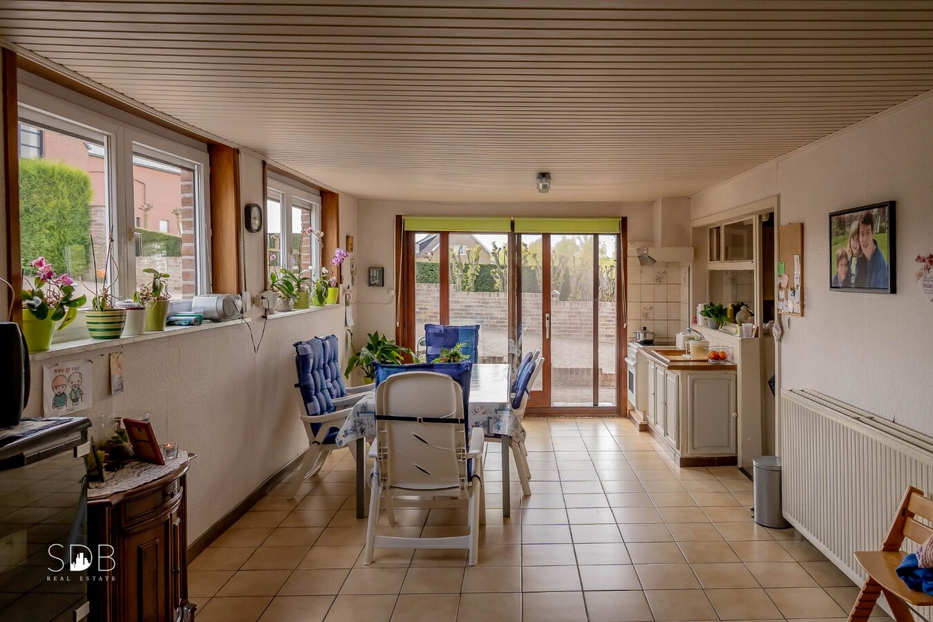 Eigentijdse woning met loods en weiland op 5.780 m². 