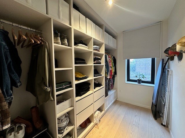 Hoogwaardig afgewerkt nieuwbouw gelijkvloers BEN-appartement met 2 slaapkamers, gelegen op het dorpsplein van Tongerlo. 