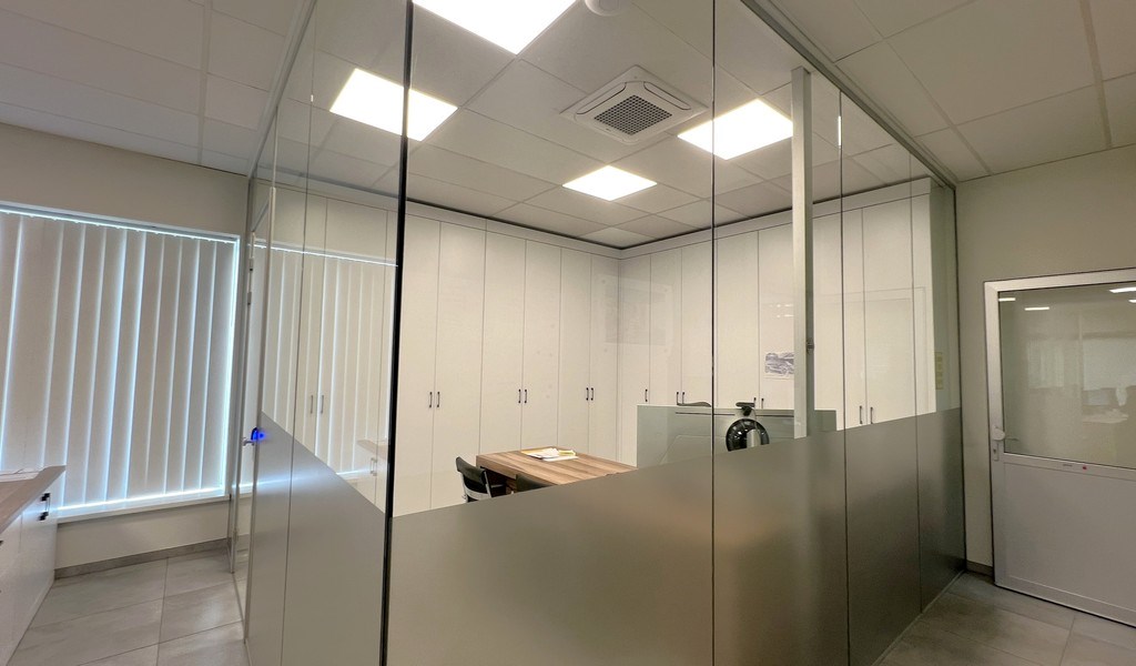 Bedrijfspand te koop in industriezone Hoogveld te Dendermonde