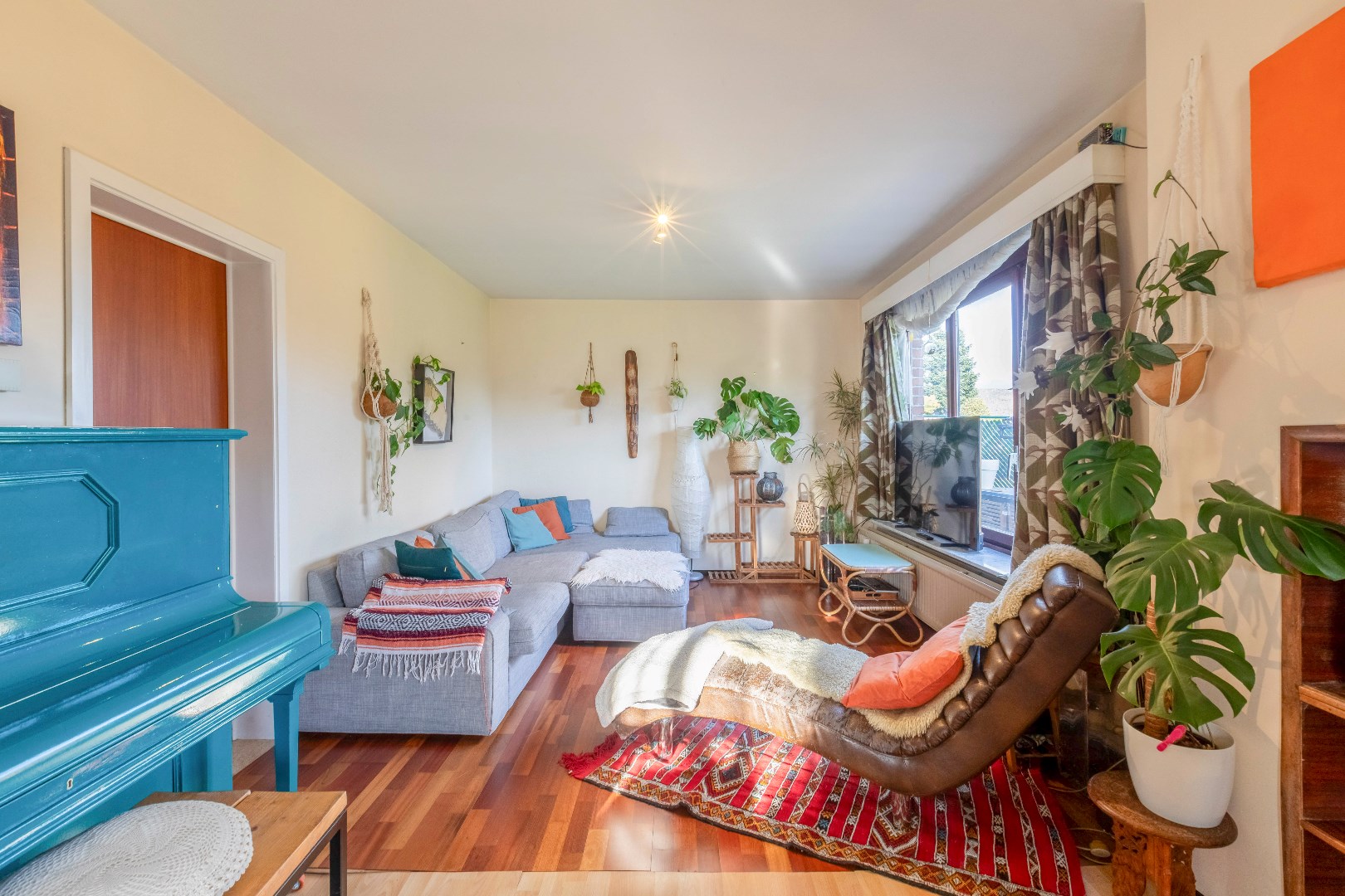 Ruime open bebouwing nabij het centrum van de Pinte 