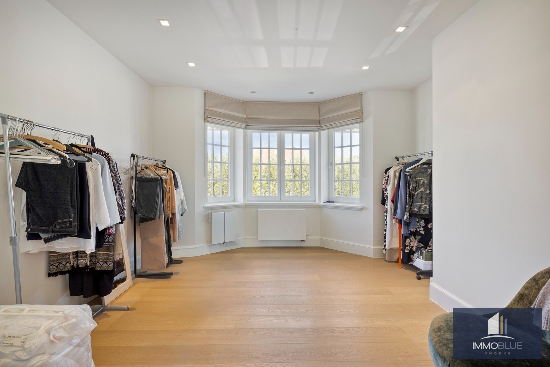 Luxueuze en stijlvolle villa in Engelse Cottage stijl met verwarmd zwembad gelegen in het Zoute. 