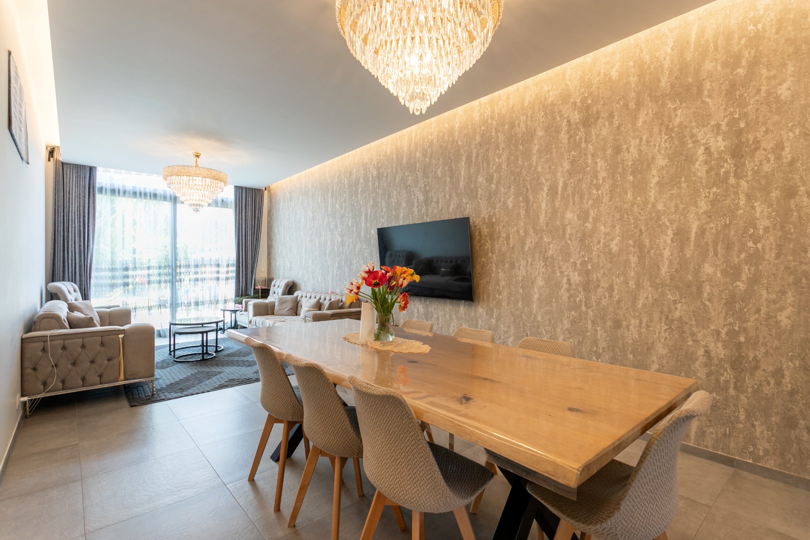 Instapklare woning met 3 slpk. , tuin en terras te Lembeek 