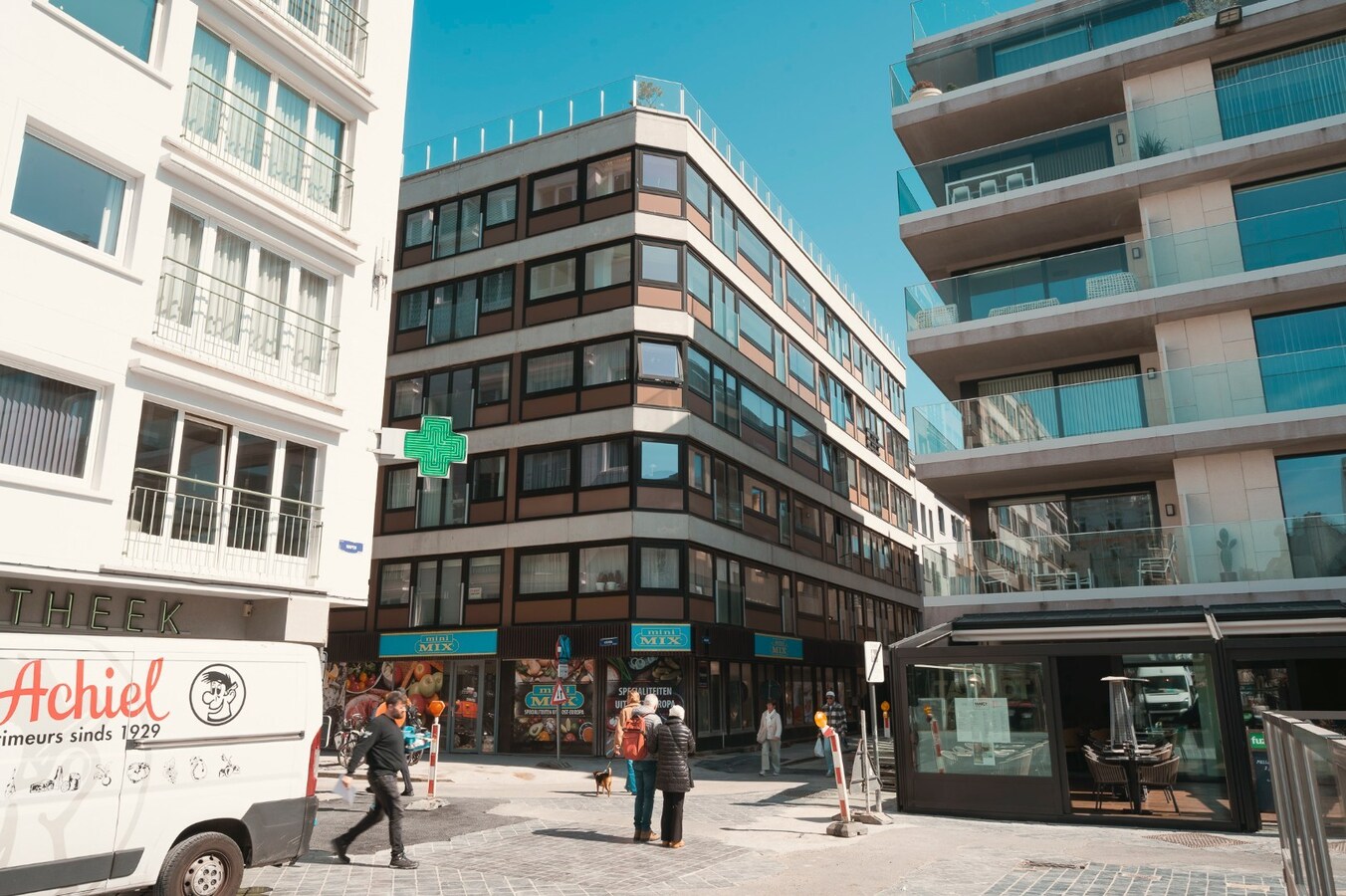 INSTAPKLAAR BEMEUBELD APPARTEMENT IN CENTRUM OOSTENDE 