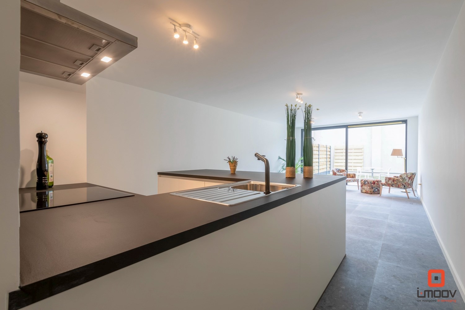 Ruime, zeer recente woning in rustige buurt 