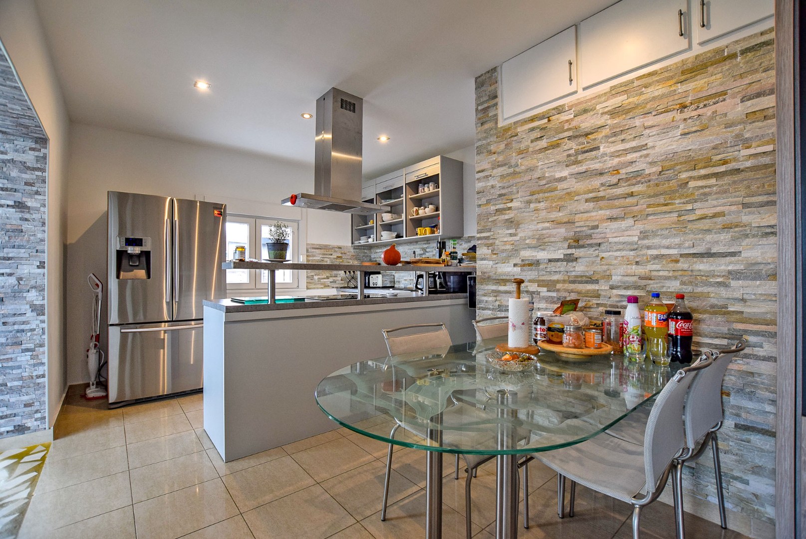 Instapklare woning gelegen op 330m² te Oostduinkerke. 