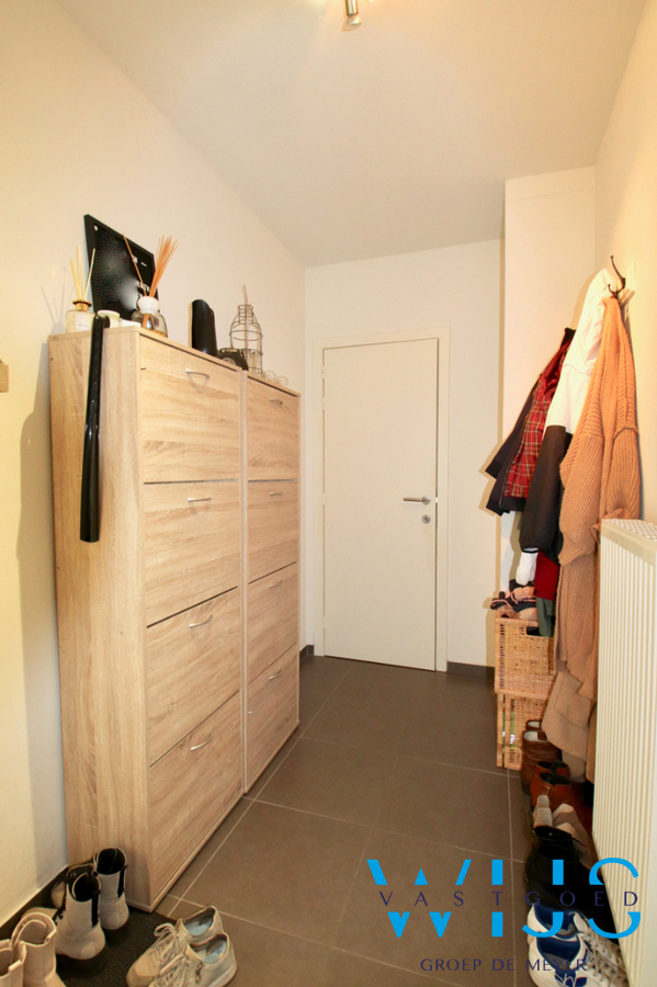 Ruim appartement met 4/5 slp, terras &amp; 2 parkeerplaatsen te ERTVELDE! 